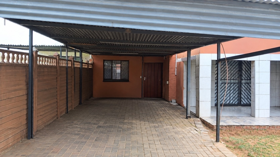 3 Bedroom Property for Sale in Sasolburg Ext 12 Free State